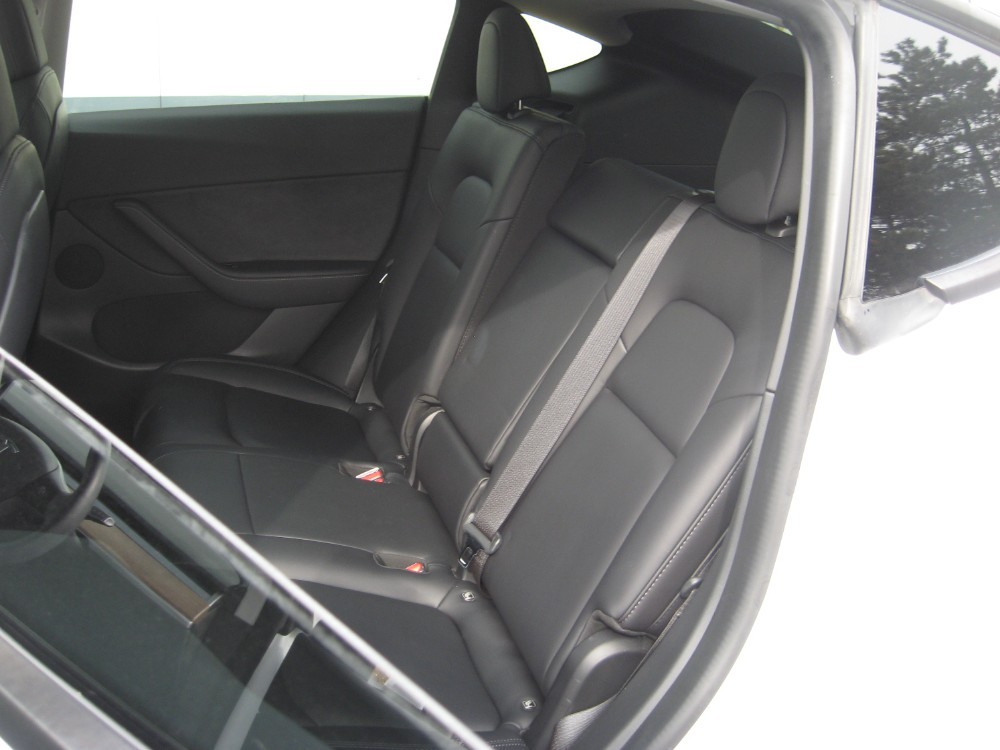 
								Tesla Model Y LONG RANGE+AWD+TESLA WARR 2030 full									