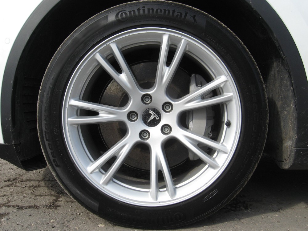 
								Tesla Model Y LONG RANGE+AWD+TESLA WARR 2030 full									