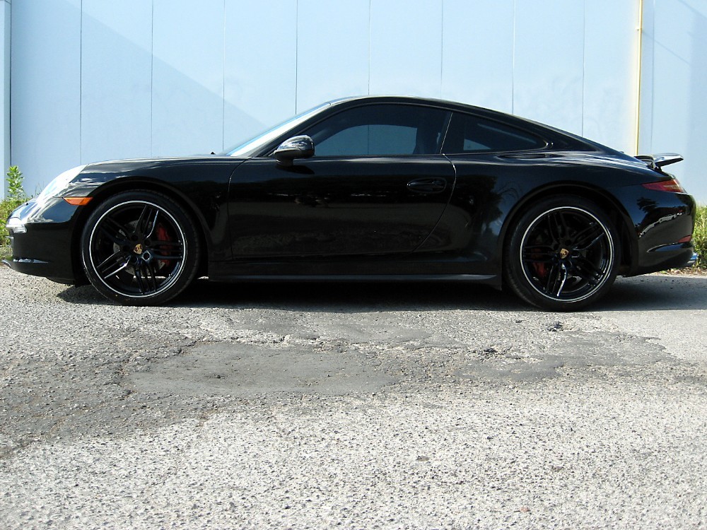 
								Porsche 911 CARERRA 4+6SPD+SPORT CHRONO+NAVI+LOADED full									