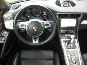 Porsche 911 CARERRA 4+6SPD+SPORT CHRONO+NAVI+LOADED